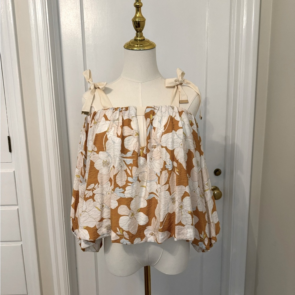 Floral Off-the-shoulder MON RENN Top